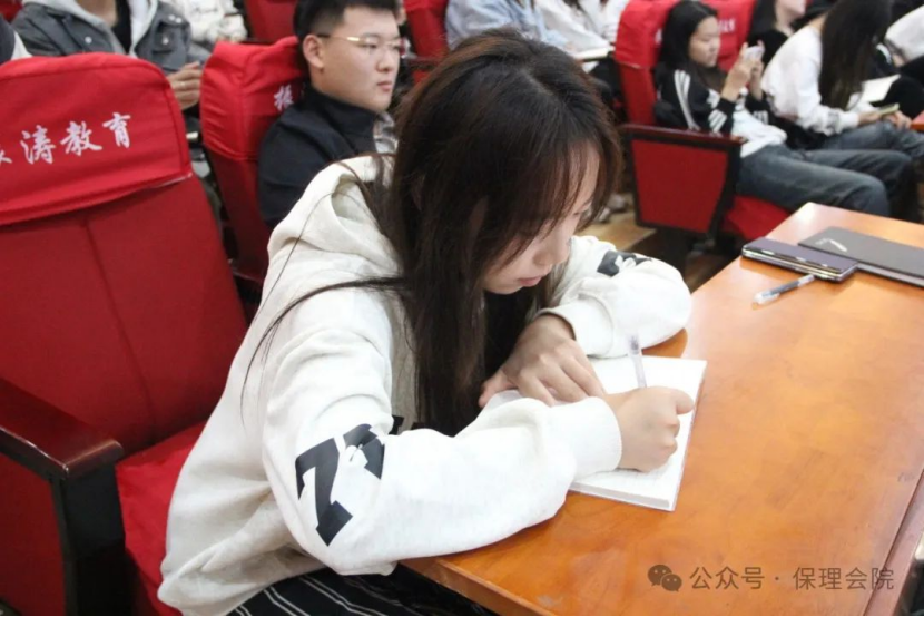 米乐mile官方网站会计学院企业讲座助力，绘制职业蓝图