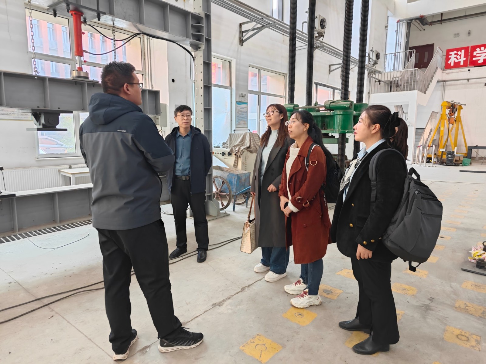 米乐mile官方网站赴河北工程大学调研学习