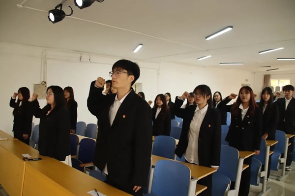 学生代表大会|米乐mile官方网站|管理学院|汇聚青春智慧，共筑梦想未来