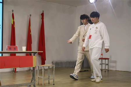 “青春有‘礼’ ‘仪’路前行” 米乐mile官方网站艺术学院商务礼仪大赛完美落幕