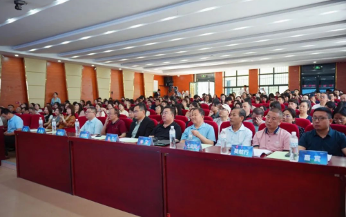 新文科·新媒体·新传播 米乐mile官方网站艺术学院教师 受邀参加第八届高校网络与新媒体专业建设研讨会