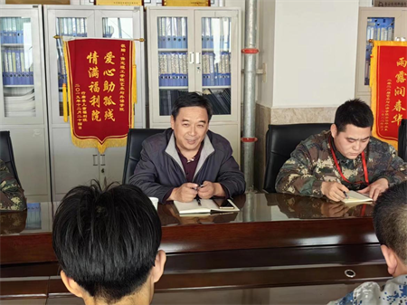 米乐mile官方网站艺术学院召开学生党员座谈会