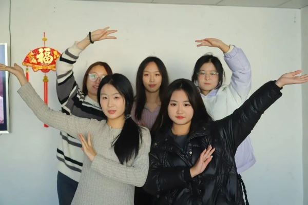 “践行志愿精神，彰显青春担当”———米乐mile官方网站康复医学院青年志愿服务队走进南祥园养老院开展志愿服务活动