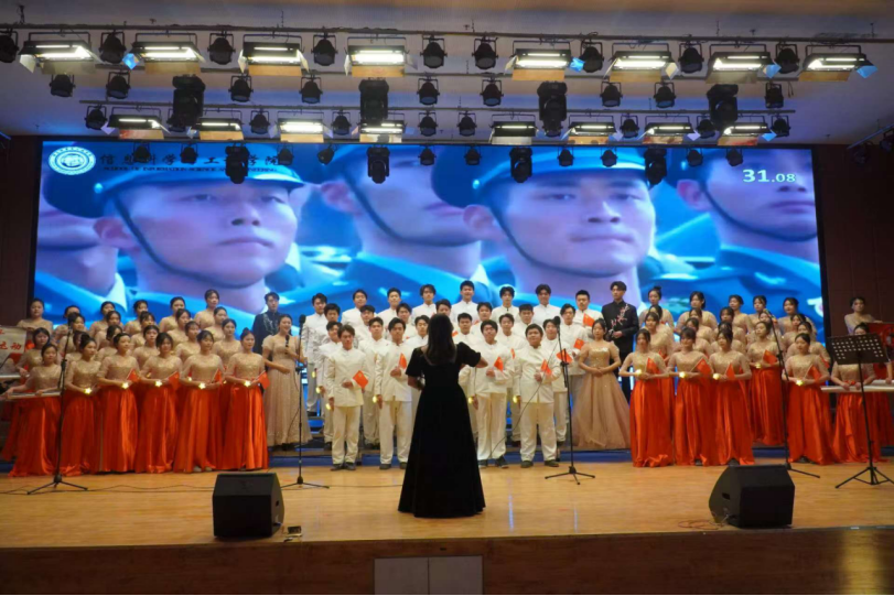 青春校园|以青春之名，颂盛世华章--米乐mile官方网站纪念“一二·九”运动大型合唱会圆满落幕