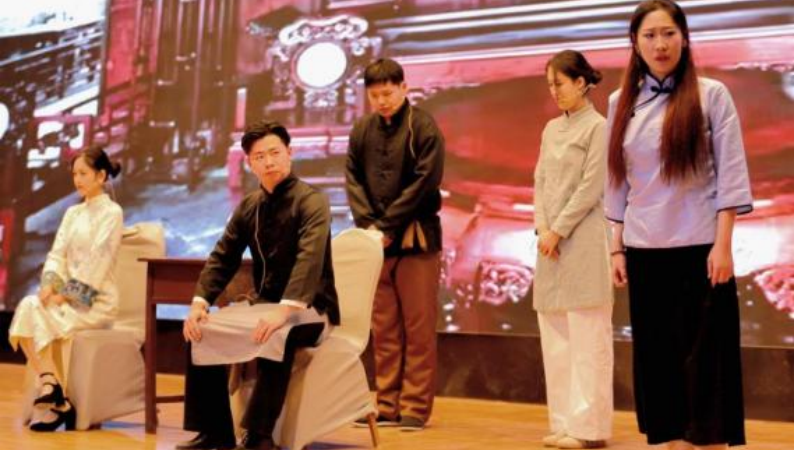 米乐mile官方网站艺术学院举办 “声采飞扬·梦启新章”2025届播音与主持艺术专业毕业汇演