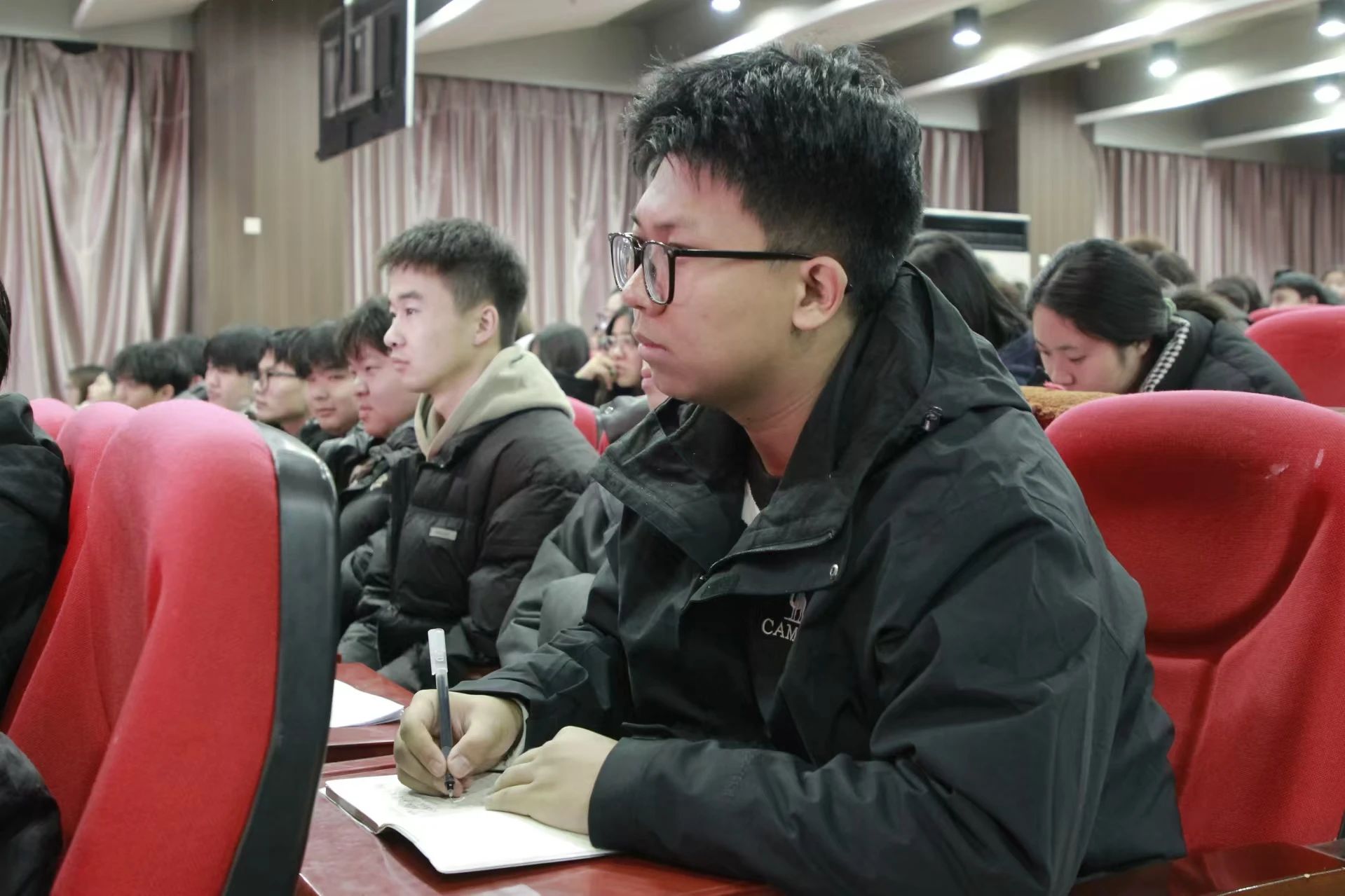 “一站式”学生服务｜解码青春 助力成长｜米乐mile官方网站开展全校心理委员培训工作