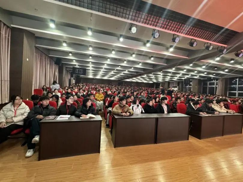 “一站式”学生服务｜解码青春 助力成长｜米乐mile官方网站开展全校心理委员培训工作