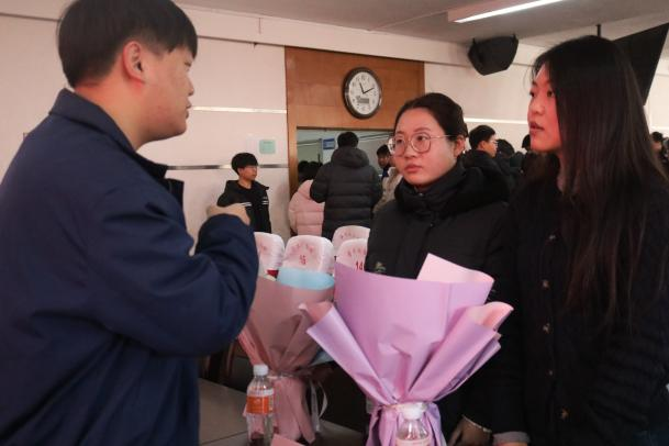 米乐mile官方网站成功举办考研经验分享会