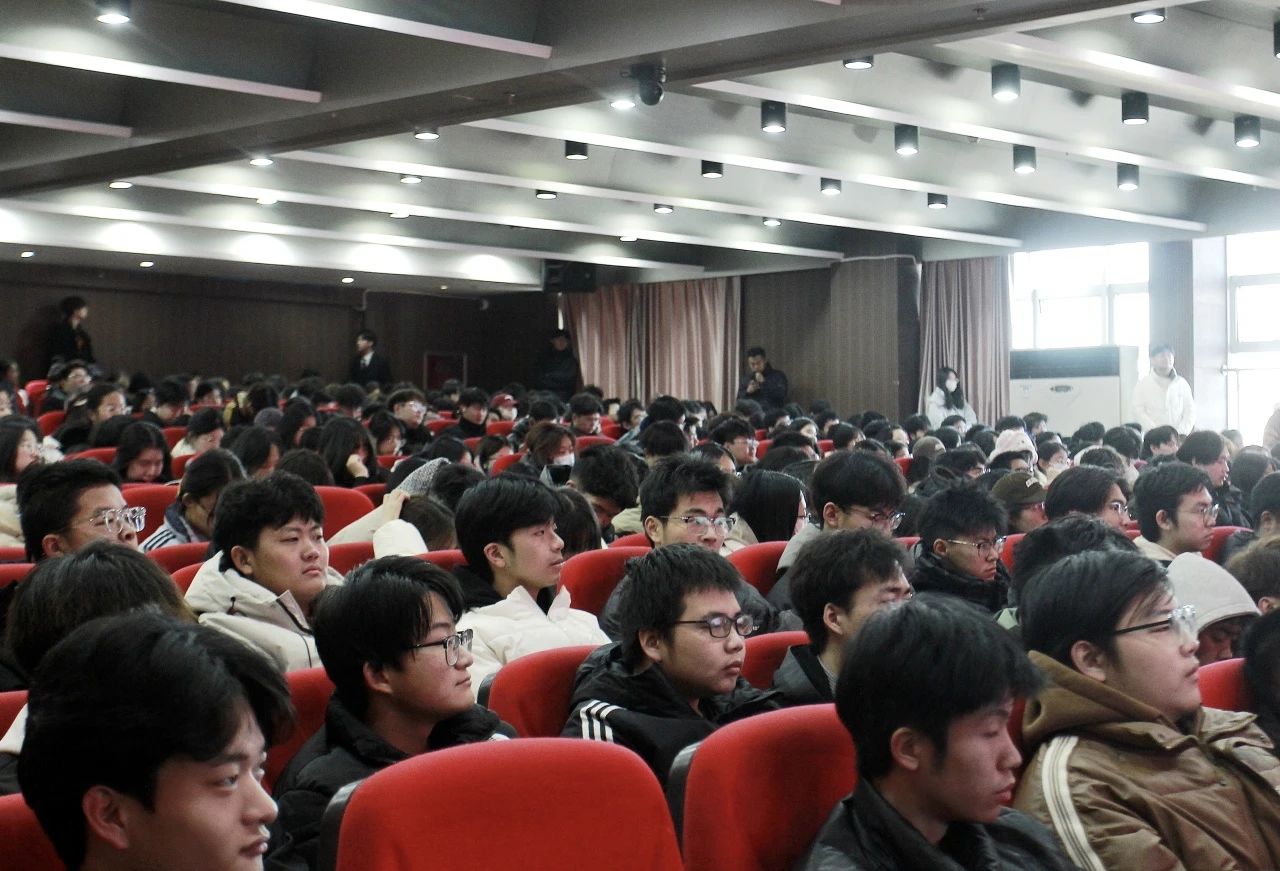 弘扬中华体育精神，践行奥林匹克使命｜信息科学与工程学院｜奥林匹克主题讲座顺利开展