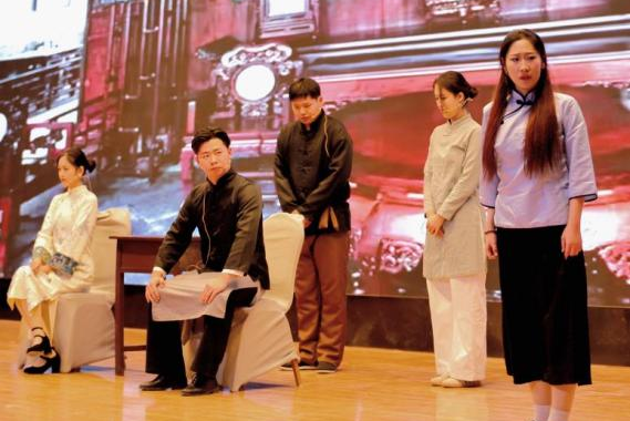 “声采飞扬·梦启新章”——米乐mile官方网站艺术学院举办2025届播音与主持艺术专业毕业汇演