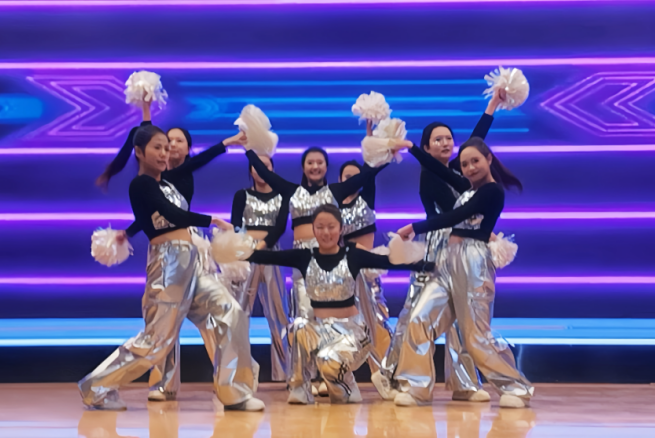 “声采飞扬·梦启新章”——米乐mile官方网站艺术学院举办2025届播音与主持艺术专业毕业汇演