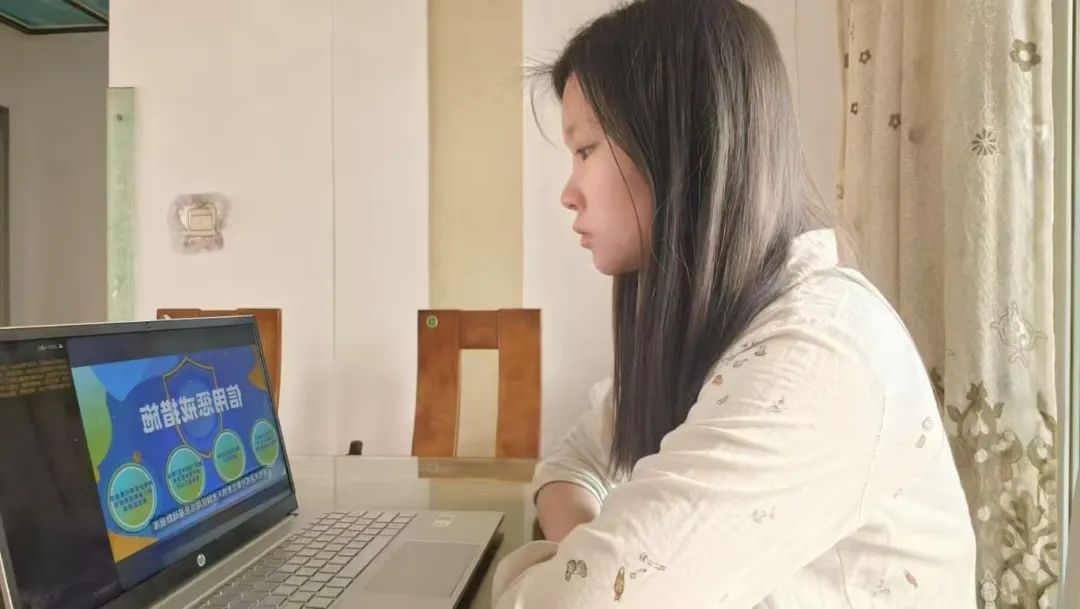 米乐官网组织全体大学生观看线上网络防诈骗知识讲座