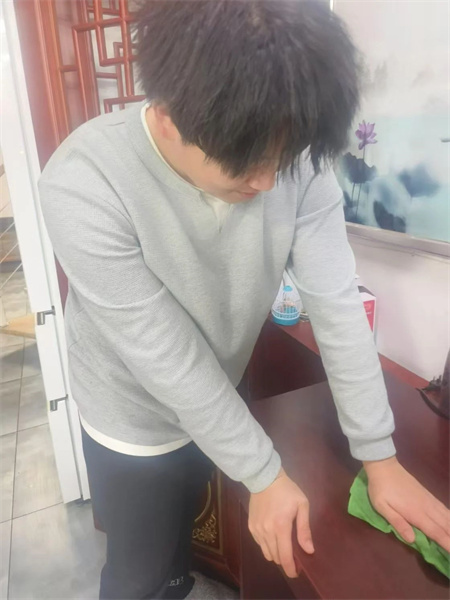 “社会实践悟感恩，孝老爱亲筑家园”——米乐mile官方网站艺术学院社会实践活动 (二)