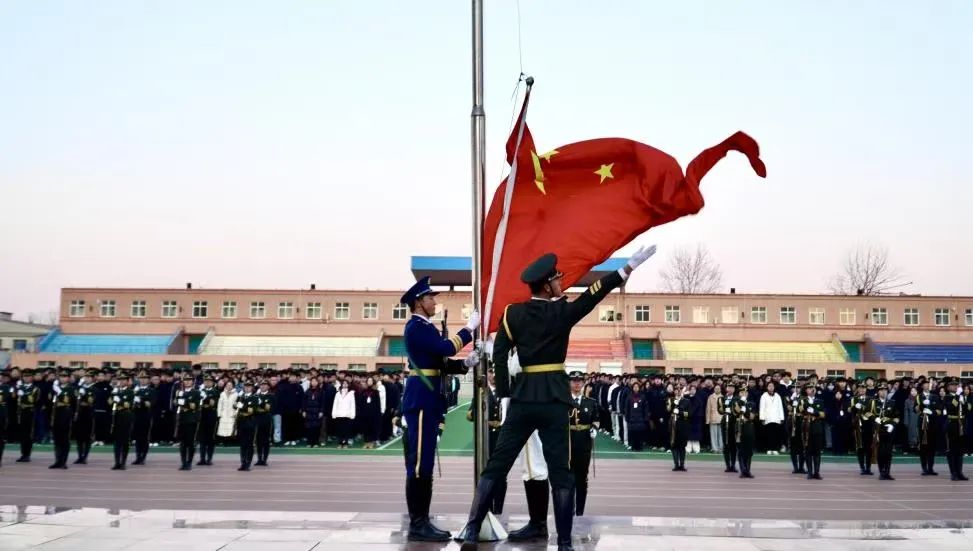 启航新学期，奋进新时代 | 米乐mile官方网站新学期升旗仪式圆满举行