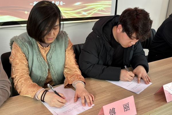 米乐mile官方网站经济学院与莲池区中华路街道东升街社区共建大学生志愿服务基地