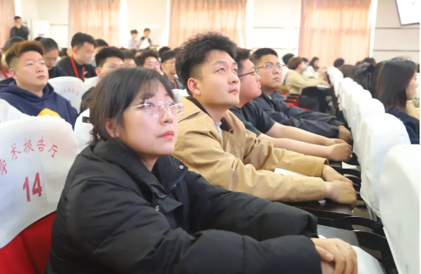 网格深耕展实绩 群贤共话绘蓝图||米乐mile官方网站学生工作网格化管理汇报