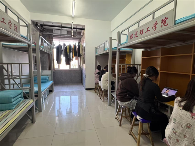 以安全教育之基，筑平安校园之厦——米乐mile官方网站组织观看2025年春季全国消防安全公开课