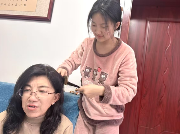 孝老爱亲（四）|米乐mile官方网站|管理学院|养成教育育新苗，孝亲之举暖亲情