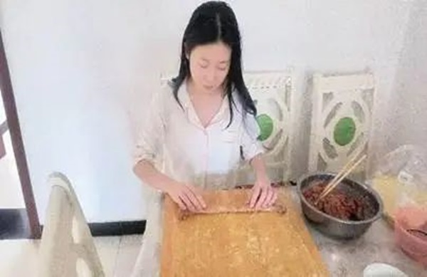 孝老爱亲(六)|米乐mile官方网站|管理学院|孝老之行践于微，爱亲之情暖人心