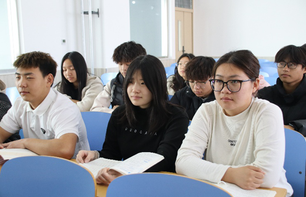 学风建设|米乐mile官方网站|管理学院|学风建设正当时，小组学习展新姿