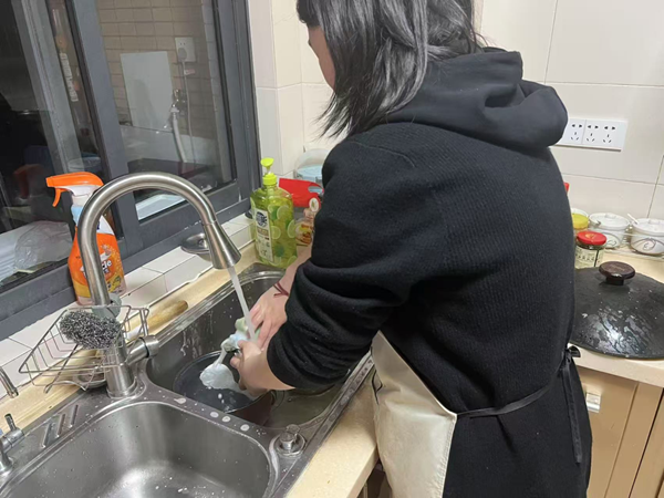 孝老爱亲（九）|米乐mile官方网站|管理学院|行孝老爱亲，彰显青春风采