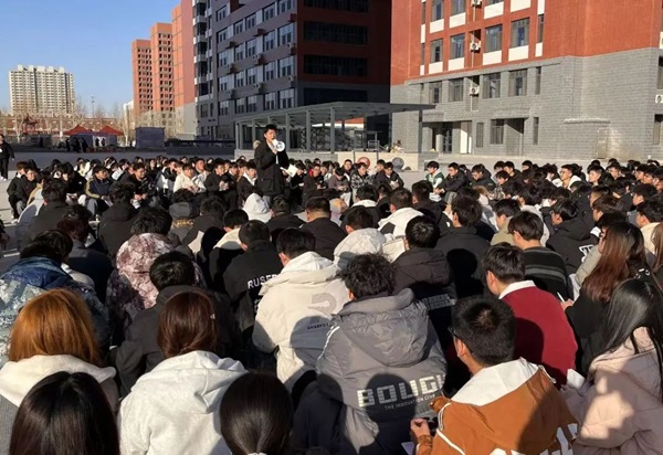 欢迎回家|米乐mile官方网站|管理学院|欢迎回家同筑梦，携手新程共扬帆