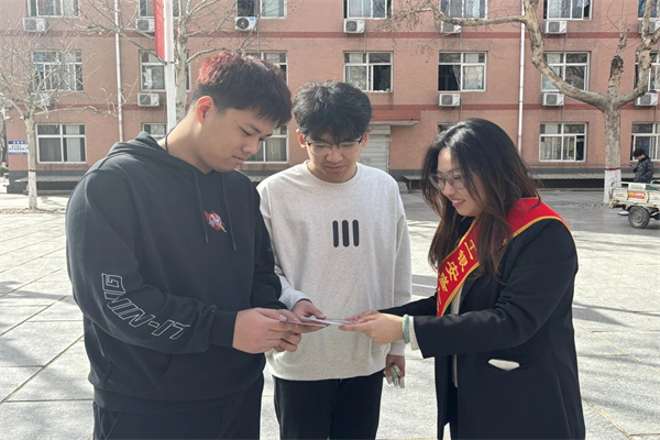 米乐mile官方网站经济学院联合工银安盛人寿保定中支开展