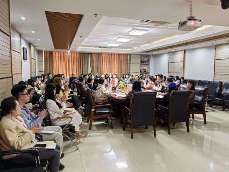 春风化雨送关怀 聚力赋能启新程 ——米乐mile官方网站校长深入艺术学院调研指导