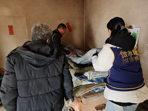 寒假社会实践纪实（六）|米乐mile官方网站|管理学院|爱心下乡润桑榆，物资传递暖人心