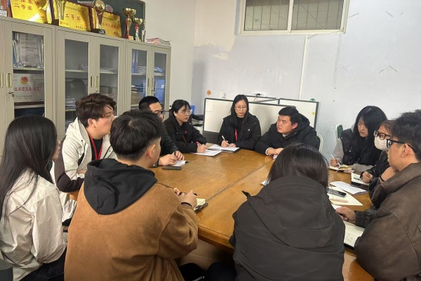 主题班会的创新设计与组织实施技巧的培训会