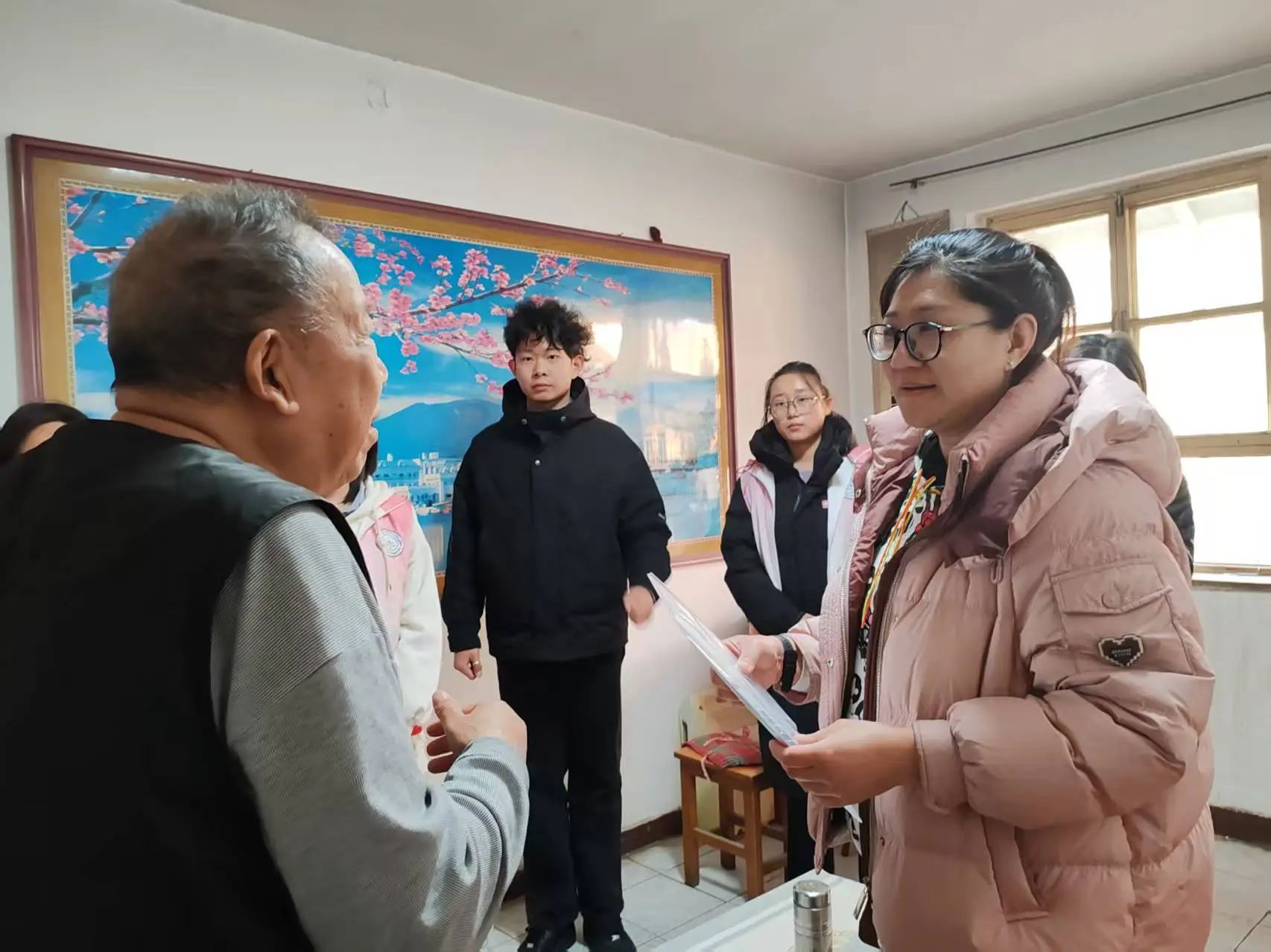 沐雷锋之光，践志愿之行