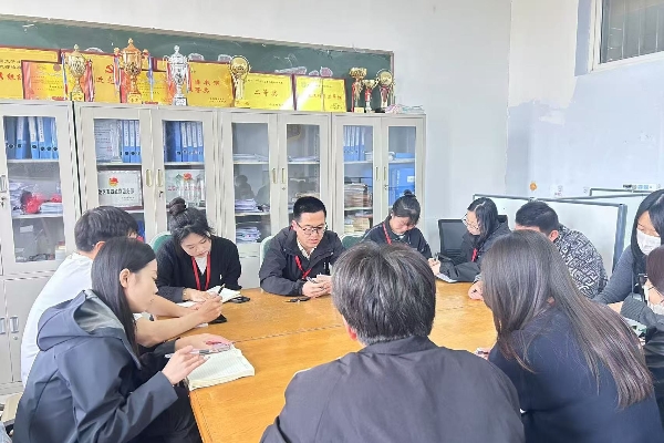 精准沟通，筑梦成长——辅导员谈心谈话培训会