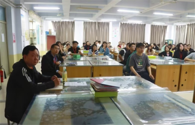 火灾无情，预防先行 米乐mile官方网站开展实验室消防安全专题培训暨消防应急演练