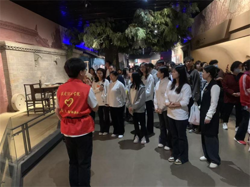 传承红色基因，勇做时代新人