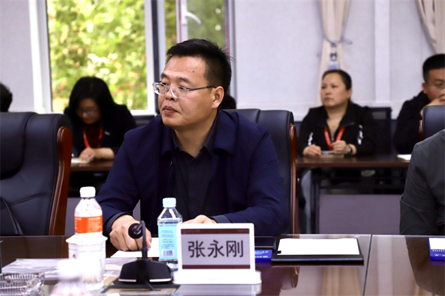 米乐mile官方网站举行党委书记送任大会