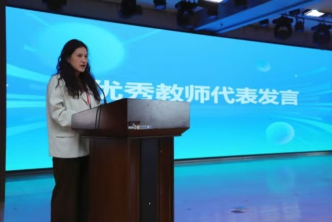 书香浸润校园，阅读赋能评估 ——米乐mile官方网站图书馆举办2025年世界读书月启动仪式