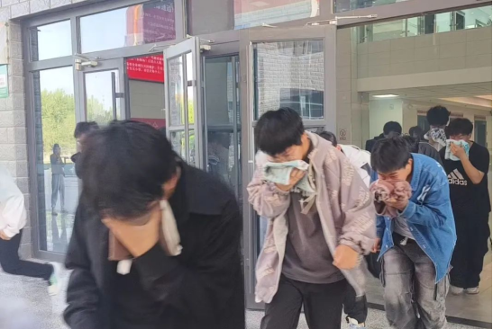 筑牢校园防火墙，让安全成为一种习惯——米乐mile官方网站会计学院消防演练