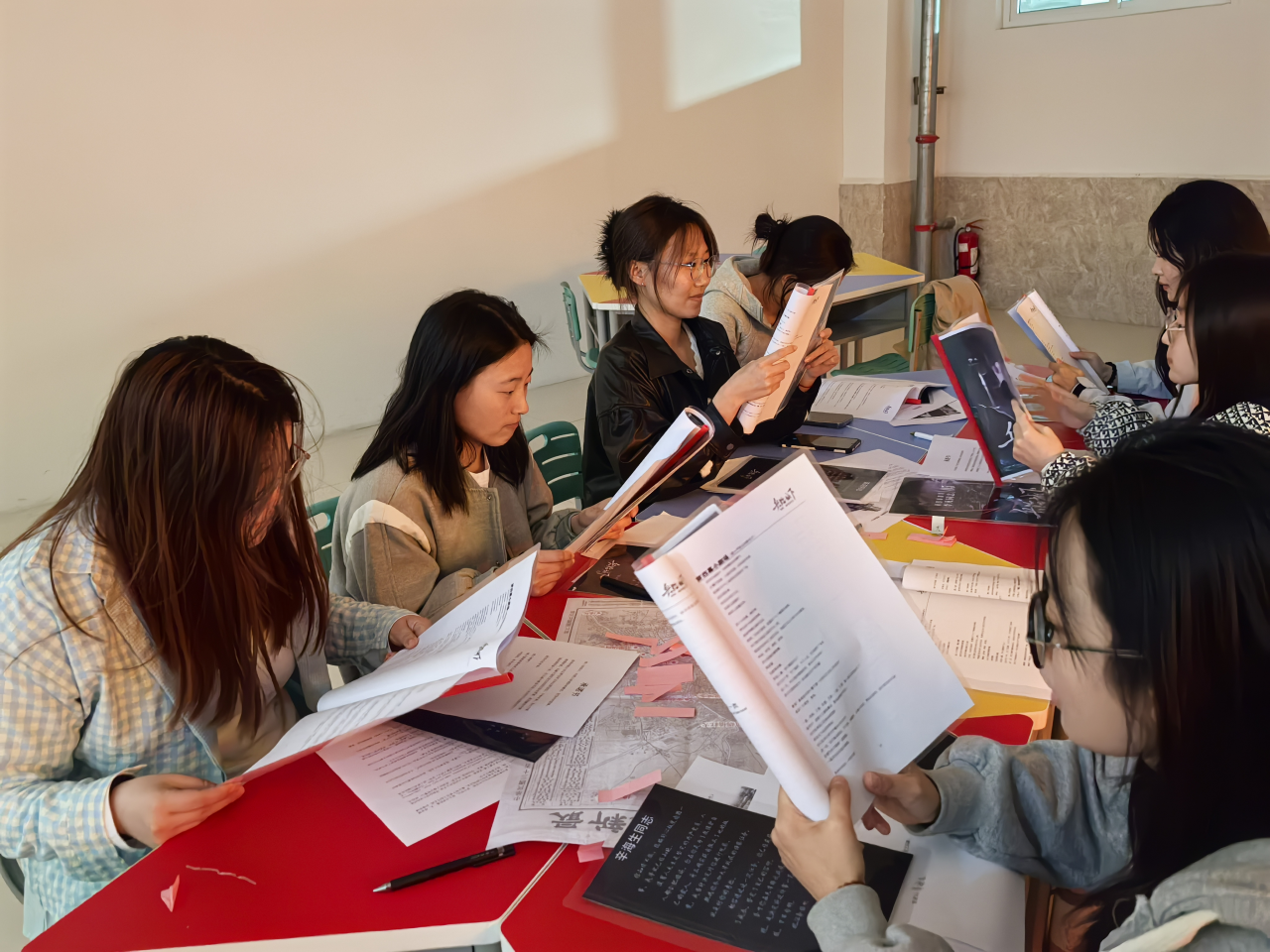 学生支部 “信仰的抉择”——党建红色剧本探秘