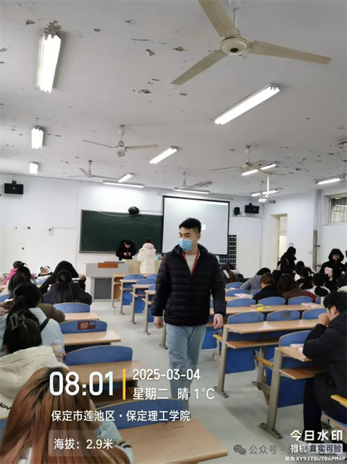 深入三进 情暖师生