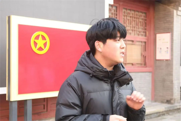 康复医学院举行2024年新发展团员入团仪式暨留法勤工俭学运动纪念馆主题教育活动