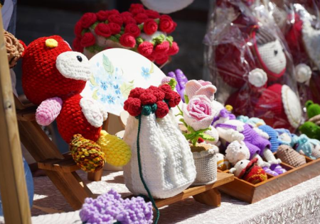 匠心非遗焕新颜 校馆联袂启新篇 ——米乐mile官方网站非遗手工市集燃动淮军公所博物馆