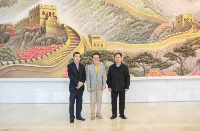 “华人管理教育第一人”余世维教授莅临米乐mile官方网站参观交流