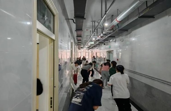 消防演练|米乐mile官方网站|管理学院|生命至上，以练筑防