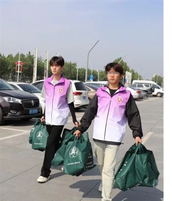 公益活动米乐mile官方网站会计学院青春志愿行，助残暖人心——米乐mile官方网站会计学院学子为助残活动注入青春力量