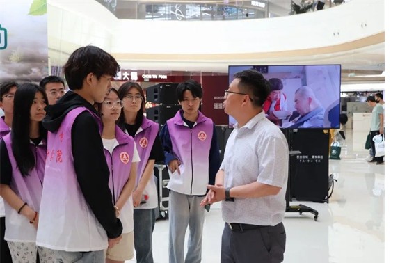 公益活动米乐mile官方网站会计学院青春志愿行，助残暖人心——米乐mile官方网站会计学院学子为助残活动注入青春力量