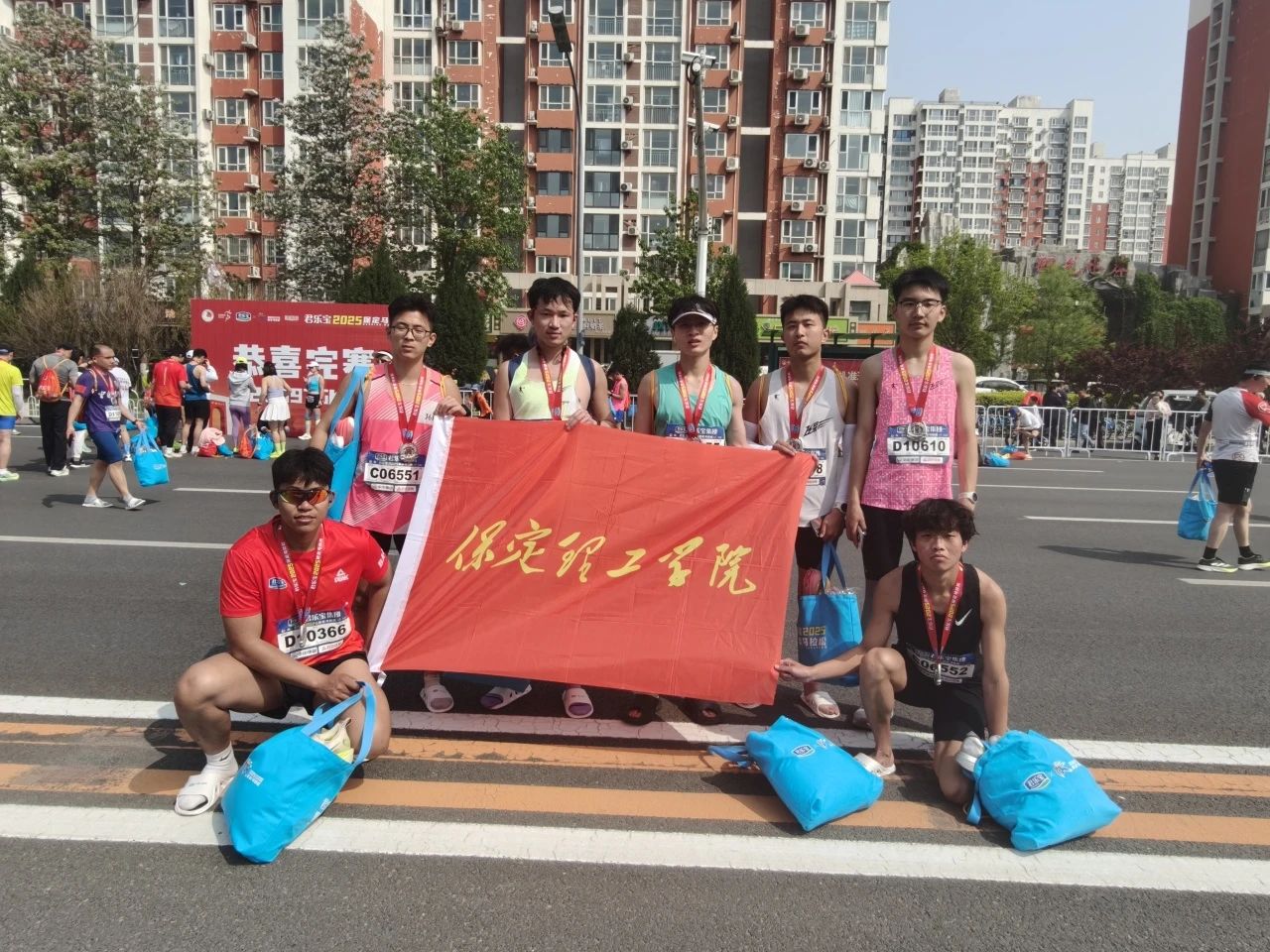 喜报|米乐官网学子在君乐宝2025马拉松比赛中斩获佳绩
