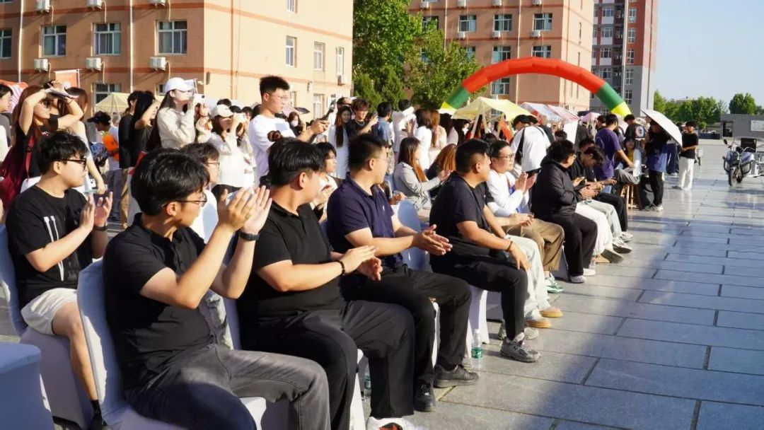 青春校园|“文”彩飞扬，“创”意无限！米乐mile官方网站文创市集圆满收官