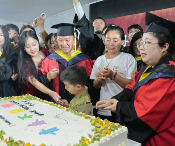 【青春绽放，学苑风采】||信息科学与工程学院||共赴青春之约，见证梦想启航