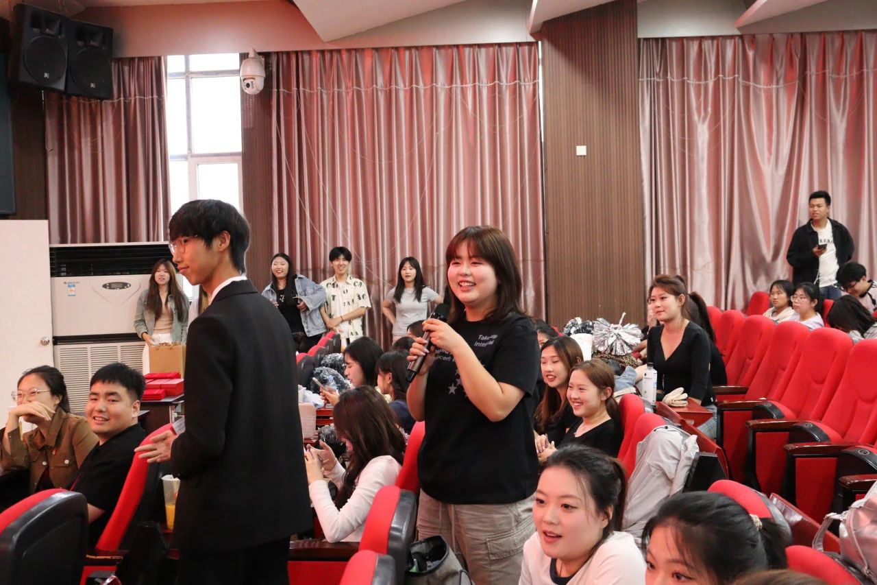 米乐mile官方网站||教育学院||“花始盛开，舞育跃迁”第二届啦啦操大赛决赛圆满结束！