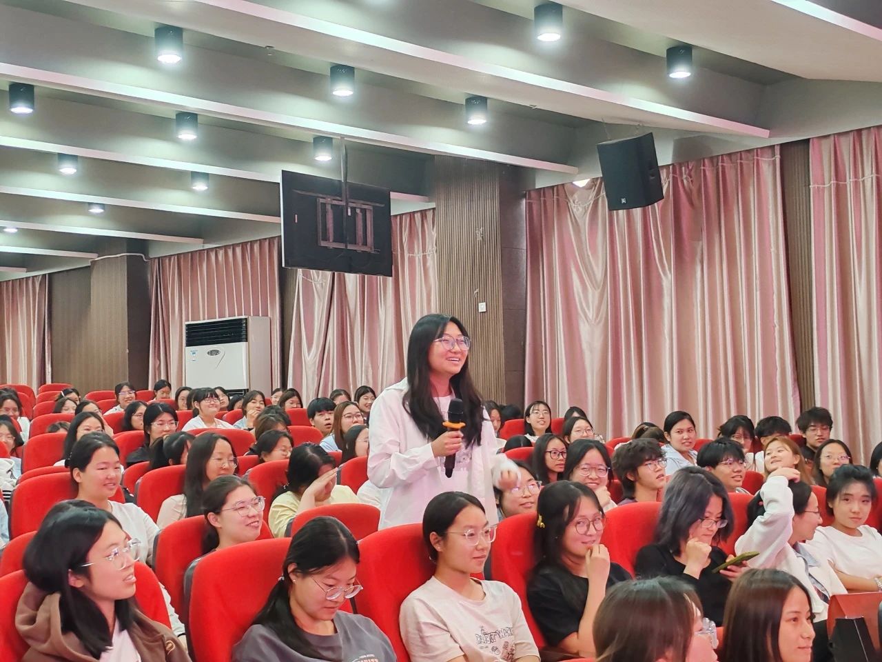 米乐mile官方网站||教育学院||“花始盛开，舞育跃迁”第二届啦啦操大赛决赛圆满结束！